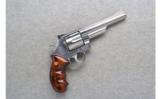 Smith & Wesson ~ 629-1 ~ .44 Magnum - 1 of 2