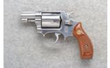 Smith & Wesson ~ 60 ~ .38 S&W Special - 2 of 2