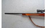 Weatherby ~ Mark V ~ .300 Magnum - 7 of 9