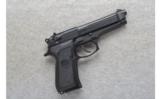Beretta ~ 92FS ~ 9x19 Para Cal. - 1 of 2