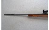 Weatherby ~ Mark V ~ .300 Magnum - 7 of 9