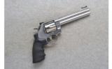 Smith & Wesson ~ 629-4 ~ .44 Magnum - 1 of 2
