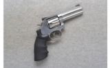 Smith & Wesson ~ 686-5 ~ .357 Magnum - 1 of 2