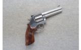 Smith & Wesson ~ 686-6 ~ .357 Magnum - 1 of 2