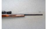 Weatherby ~ Mark V ~ .240 Magnum - 4 of 9