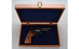 Smith & Wesson ~ 29-10 ~ .44 Magnum - 3 of 3