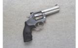 Smith & Wesson ~ 686-6 ~ .357 Magnum - 1 of 2