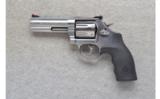 Smith & Wesson ~ 686-6 ~ .357 Magnum - 2 of 2