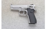 Smith & Wesson ~ 5906 ~ 9mm - 2 of 2