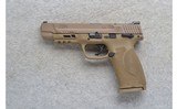 Smith & Wesson ~ M&P9 M2.0 ~ 9mm - 2 of 2