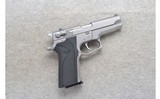 Smith & Wesson ~ 5906 ~ 9mm - 1 of 2