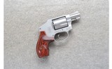 Smith & Wesson ~ 642-2 Lady Smith ~ .38 Special+P - 1 of 2