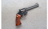 Smith & Wesson ~ 586 ~ .357 Magnum - 1 of 2