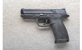 Smith & Wesson ~ M&P 40 ~ .40 S&W - 2 of 2