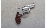 Smith & Wesson ~ 60-14 Lady Smith ~ .357 Magnum - 1 of 2