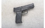 Smith & Wesson ~ M&P9 M2.0 ~ 9mm - 1 of 2