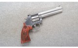 Smith & Wesson ~ 686-6 ~ .357 Magnum - 1 of 2