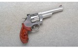 Smith & Wesson ~ 629-6 ~ .44 Magnum - 1 of 2
