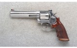 Smith & Wesson ~ 686-6 ~ .357 Magnum - 2 of 2
