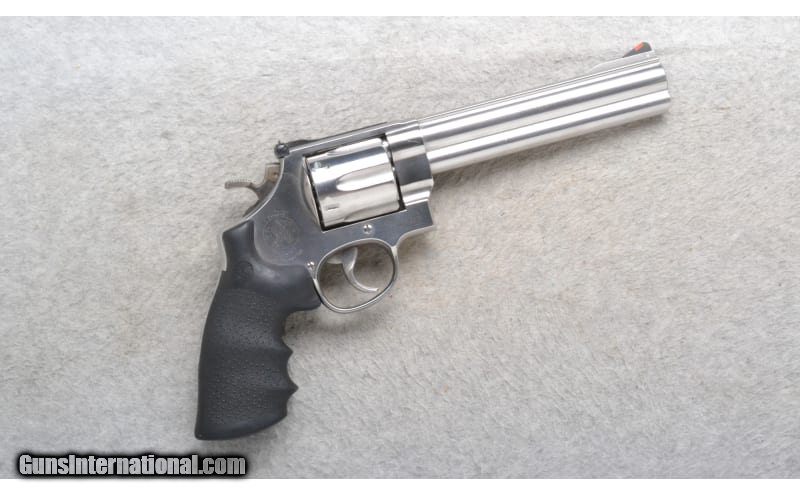 Smith & Wesson ~ 629-4 Classic ~ .44 Magnum