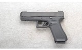 Glock ~ 22 Gen 5 ~ .40 S&W - 2 of 2