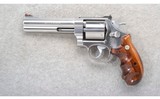 Smith & Wesson ~ 627-0 Model of 1989 ~ .357 Magnum - 2 of 2