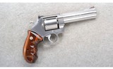 Smith & Wesson ~ 627-0 Model of 1989 ~ .357 Magnum - 1 of 2