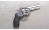 Smith & Wesson ~ 686-6 ~ .357 Magnum - 1 of 2