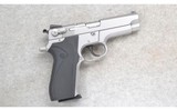 Smith & Wesson ~ 5906 ~ 9mm - 1 of 2
