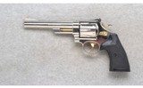 Smith & Wesson ~ 29-2 ~ .44 Magnum - 2 of 2
