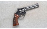 Smith & Wesson ~ 586-1 ~ .357 Magnum - 1 of 2