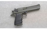 Magnum Research ~ Desert Eagle ~ .44 Magnum - 1 of 2