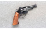 Smith & Wesson ~ 19-5 ~ .357 Magnum - 1 of 2