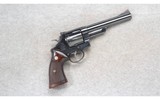 Smith & Wesson
D.A. Revolver
.44 Magnum