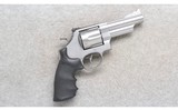 Smith & Wesson ~ 629-4 ~ .44 Magnum