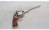 Smith & Wesson ~ 29-2 ~ .44 Magnum - 1 of 2