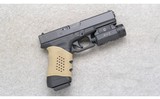 Glock ~ 22 ~ .40 S&W - 1 of 2