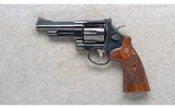 Smith & Wesson ~ 29-10 ~ .44 Magnum - 2 of 2