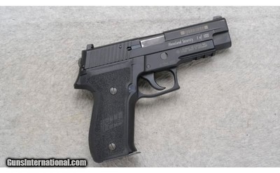 Sig Arms ~ P226 ~ .40 S&W ~ Homeland Security Edition