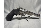 Smith & Wesson Model 629-6 .44 Mag - 2 of 5