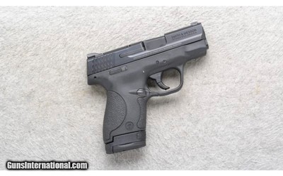Smith & Wesson ~ M&P9 Shield ~ 9mm
