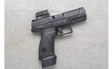 Beretta ~ APX ~ 9mm Luger