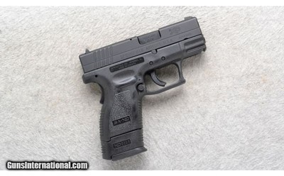 Springfield Armory ~ XD-40 ~ .40 S&W