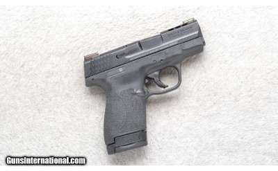 Smith & Wesson ~ M&P 9 Shield M2.0 ~ 9mm
