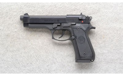 Beretta ~ M9 ~ .22 LR