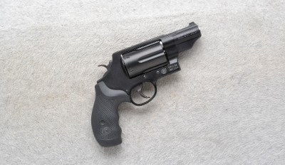 Smith & Wesson ~ Governor ~ .45 Colt/.45 ACP/.410 Bore