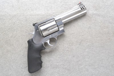 Smith & Wesson ~ 460V ~ .460 S&W Magnum