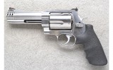 Smith & Wesson ~ 460V ~ .460 S&W Magnum - 2 of 2 Smith & Wesson ~ 460V ~ .460 S&W Magnum - 2 of 2
