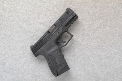 Stoeger ~ STR-9C ~ 9MM 9x19 Parabellum