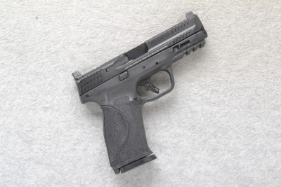 Smith & Wesson ~ M&P 9 M2.0 ~ 9MM Luger